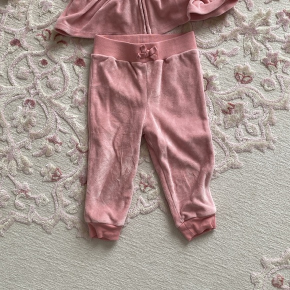 Ralph Lauren Pink Velour Hoodie Set, Size 9-12 months Cream color - Picture 4 of 6